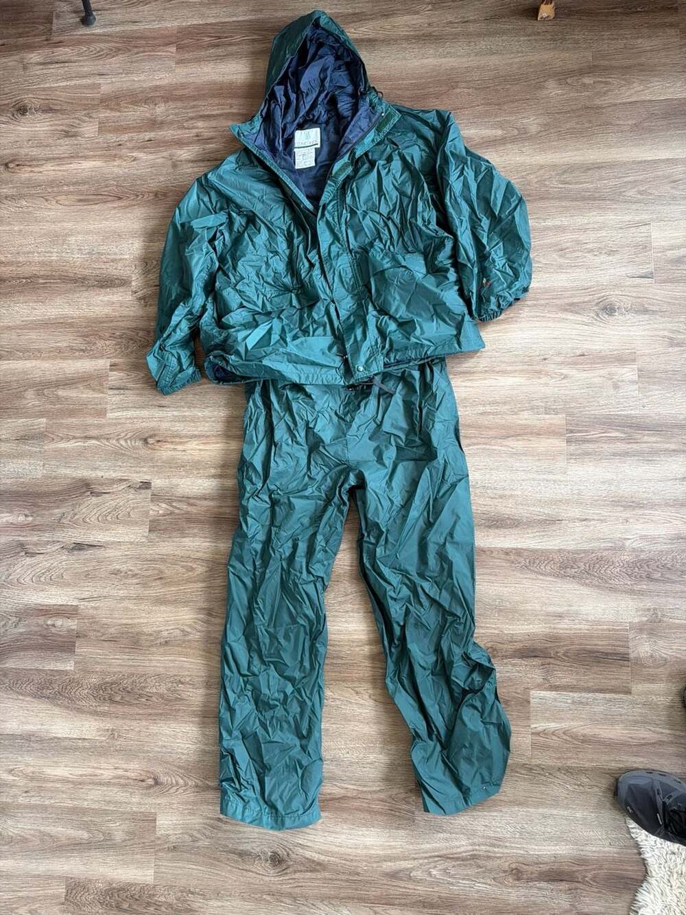 Vintage Cedar Key Green 2-Piece Nylon Rain Suit Jacket & Pants Set XL